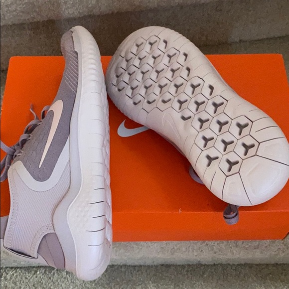 23:01 - Nike Free RN Sneakers - Picture 5 of 14